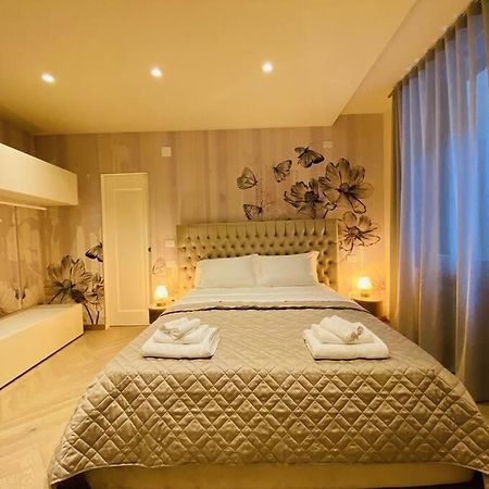 Sweet Time Venice, Luxury San Marco Frezzaria Apt! Luaran gambar