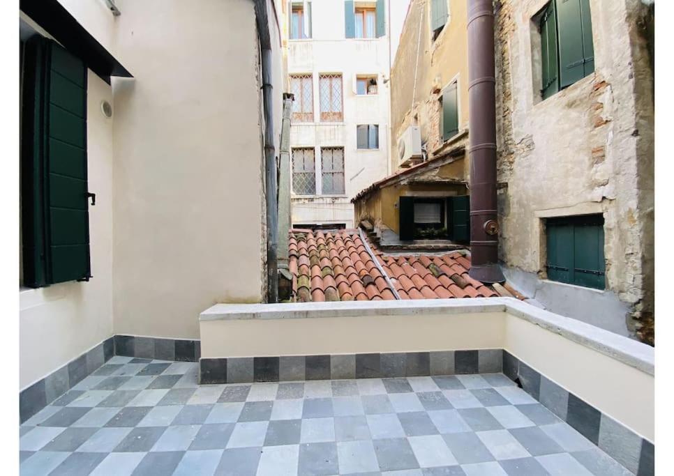 Sweet Time Venice, Luxury San Marco Frezzaria Apt! Luaran gambar