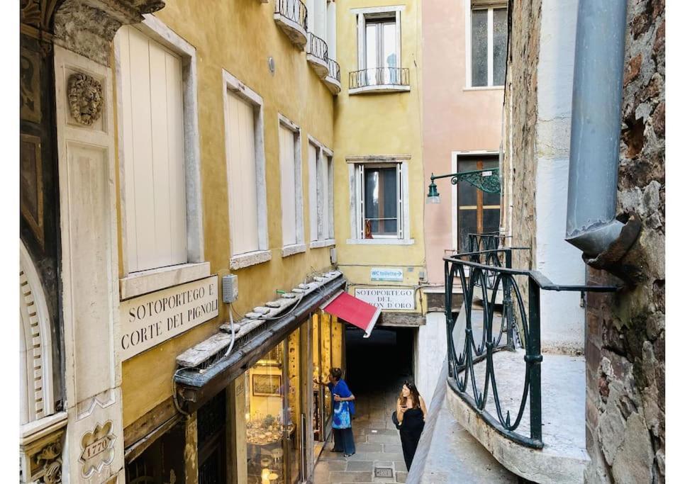 Sweet Time Venice, Luxury San Marco Frezzaria Apt! Luaran gambar