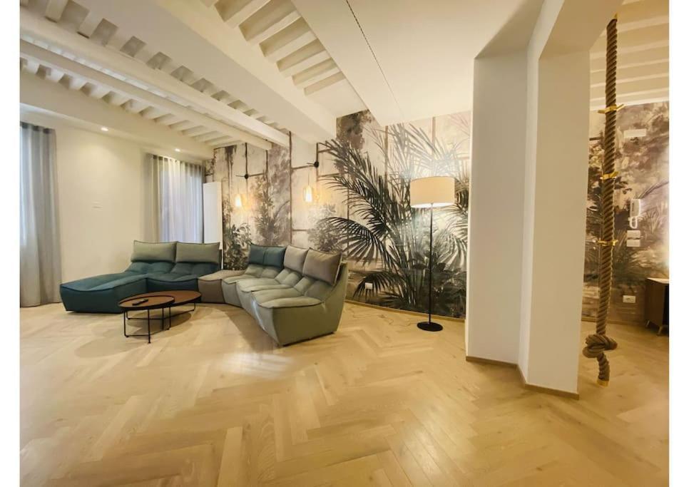 Sweet Time Venice, Luxury San Marco Frezzaria Apt! Luaran gambar