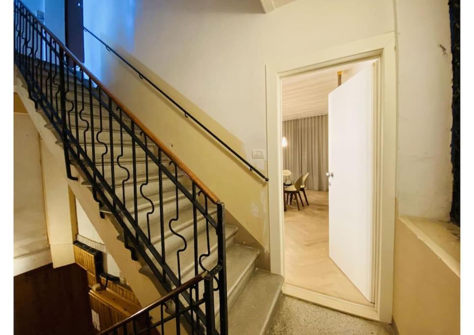Sweet Time Venice, Luxury San Marco Frezzaria Apt! Luaran gambar