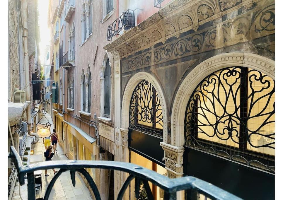 Sweet Time Venice, Luxury San Marco Frezzaria Apt! Luaran gambar