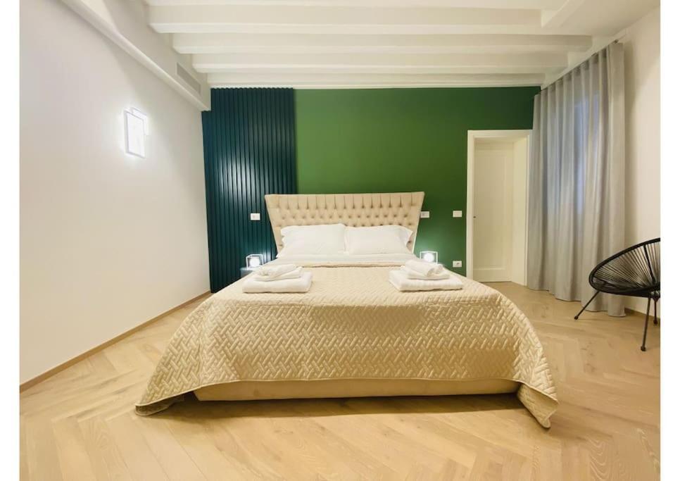 Sweet Time Venice, Luxury San Marco Frezzaria Apt! Luaran gambar